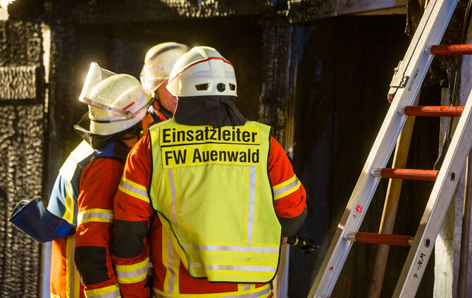 Anbau brannte - Bild 11_10