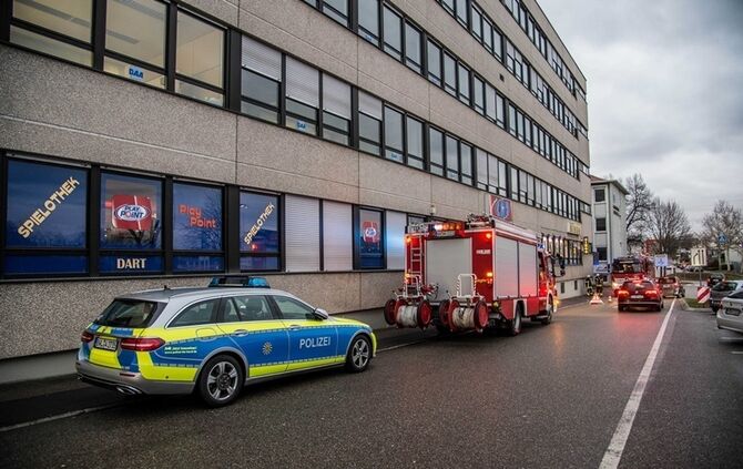 Fahrzeugbrand im Remspark_5