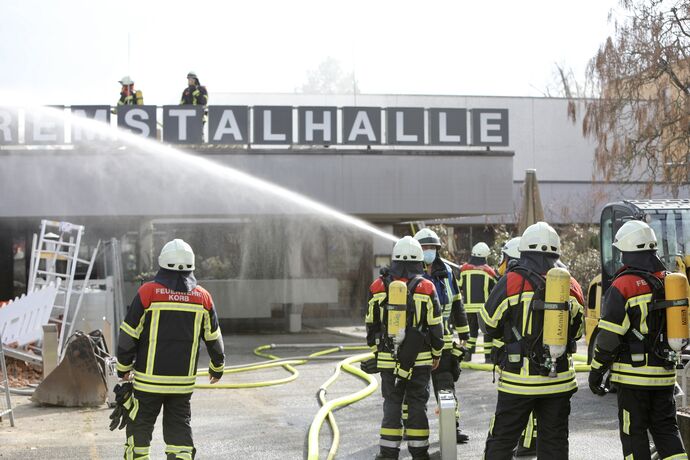 Brand Korb Hallenbad