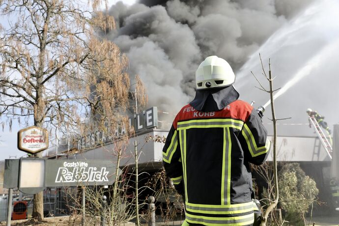Brand Korb Hallenbad
