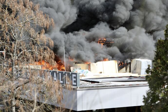 Brand Korb Hallenbad