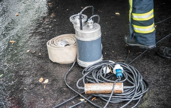 Keller Wasser Unwetter Regen Gewitter Feuerwehr_6
