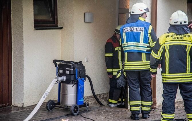 Keller Wasser Unwetter Regen Gewitter Feuerwehr_11