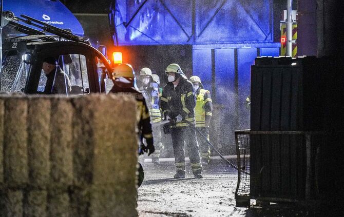 Waiblingen: Brand bei Recyclingfirma