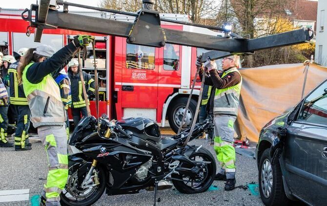 Motorradunfall endet tödlich - Bild 15_3