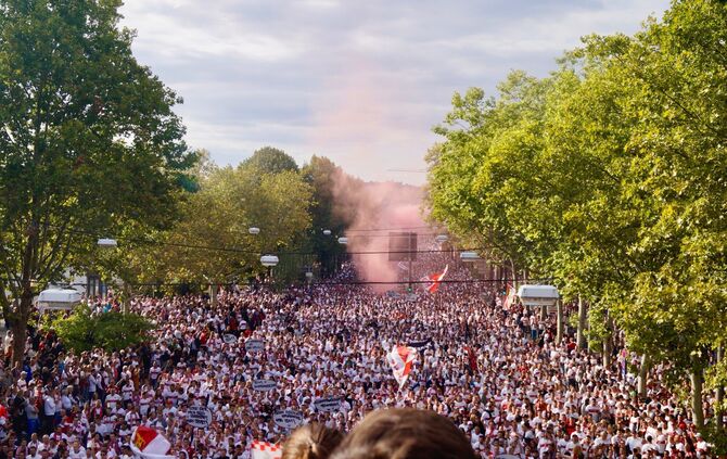 13. Karawane Cannstatt vor dem Heimspiel des VfB Stuttgart gegen den FC Bayern München_9