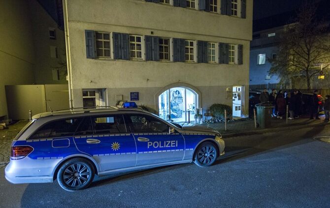 Messerstecherei Ludwidgsburg Messserattacke Polizei Friseur Friseursalon Pleidelsheim_2