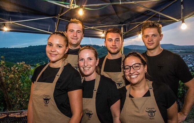 Leuchtender Weinberg - Bild 15_15