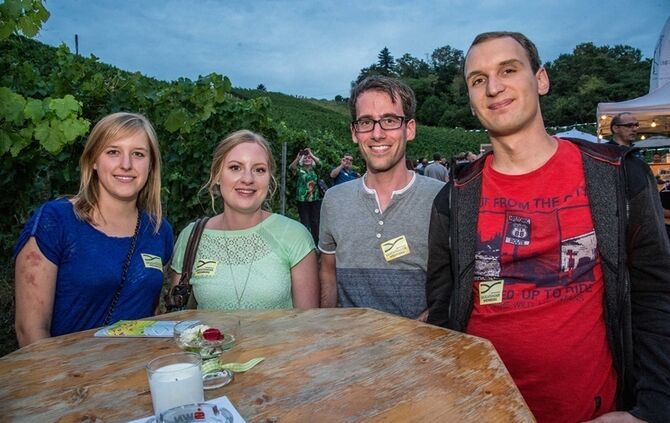 Leuchtender Weinberg - Bild 27_26