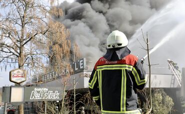 Brand2