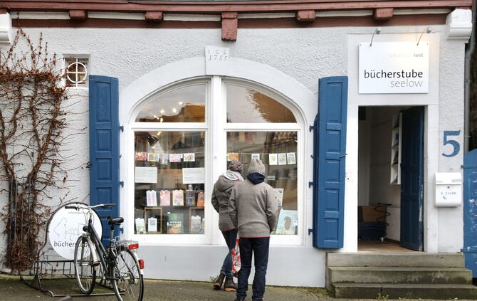 einkaufen shoppen corona Einzelhandel Lockdown schorndorf symbol symbolbild symbolfoto
