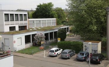 Auf der Rückseite des Magazins ist bislang ein Kindergarten untergebracht, der ins Kinderhaus Badstraße umziehen wird_0
