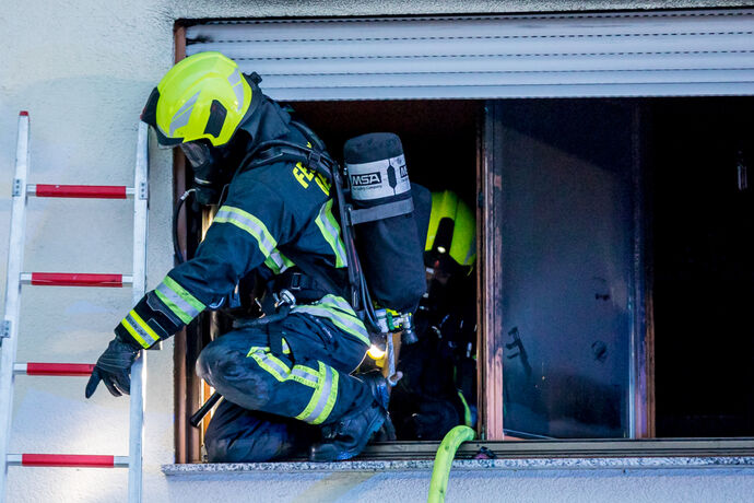 Brand in Büroraum, Korkusstr., Berglen-Öschelbronn, 22.03.2021