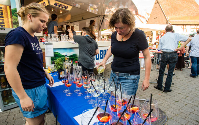 Leutenbacher Hocketse mit Bierspritzer eröffnet - Bild 47_11