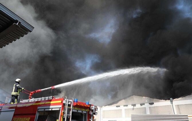 Großbrand Halle Remseck-Aldingen 13.7.2018_22