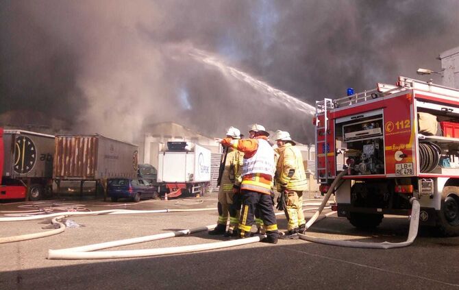 Großbrand Halle Remseck-Aldingen 13.7.2018_23