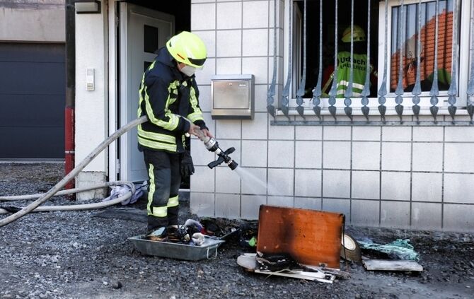 Küchenbrand in Wohnhaus - Größerer Schaden - Einsatz für die Feuerwehr Urbach