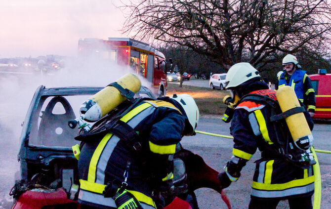 Auto ausgebrannt - Bild 03_13