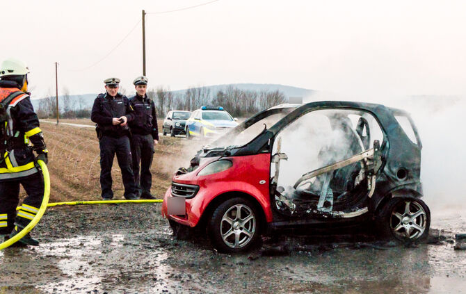 Auto ausgebrannt - Bild 01_15