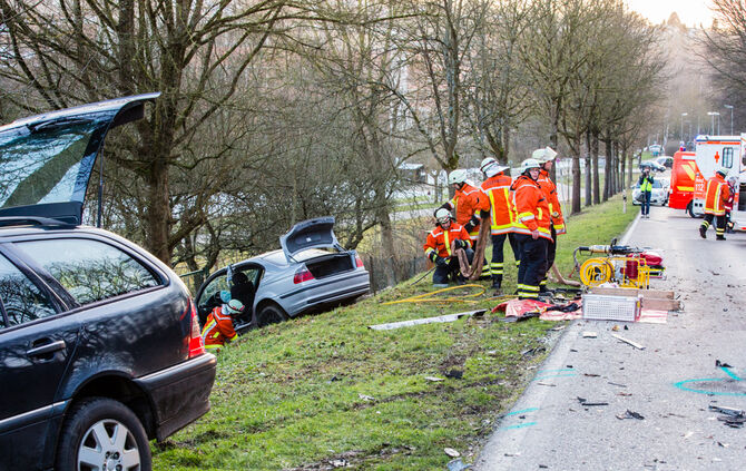 Schwerverletzter nach Unfall_27
