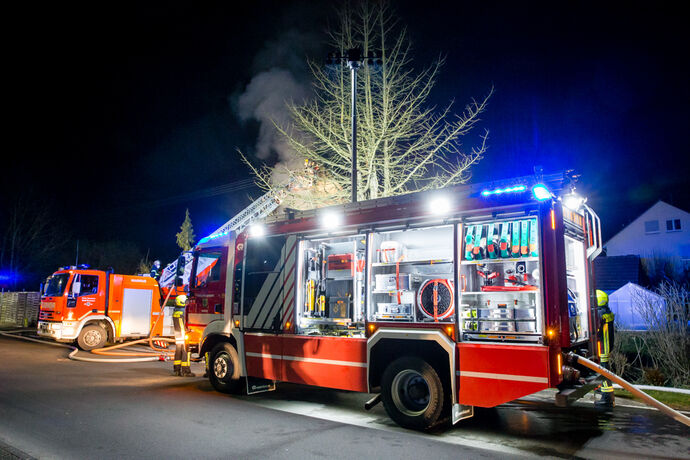 Gebäudebrand, Erlenstr., Berglen-Steinach, 22.03.2021