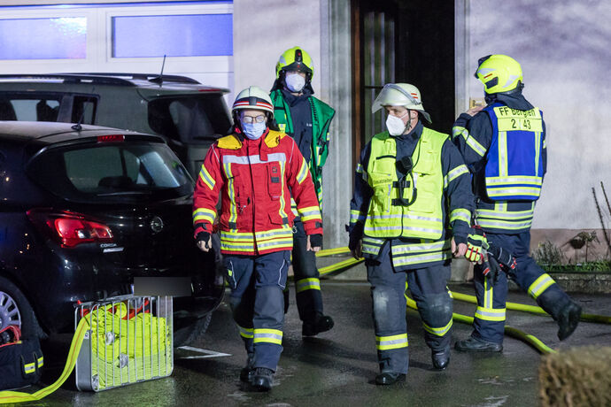 Gebäudebrand, Erlenstr., Berglen-Steinach, 22.03.2021