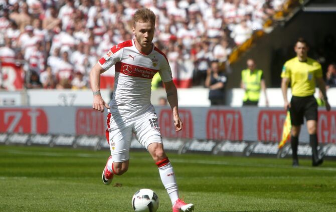 VfB Stuttgart - Karlsruher SC 2:0 (09.04.2017)_0