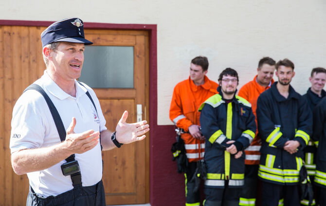 Abschlußprüfung der Feuerwehrgrundausbildung - Bild 29_18