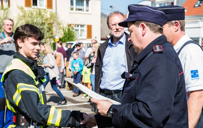 Abschlußprüfung der Feuerwehrgrundausbildung - Bild 33_20