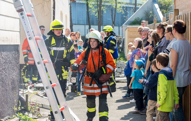 Abschlußprüfung der Feuerwehrgrundausbildung - Bild 15_23