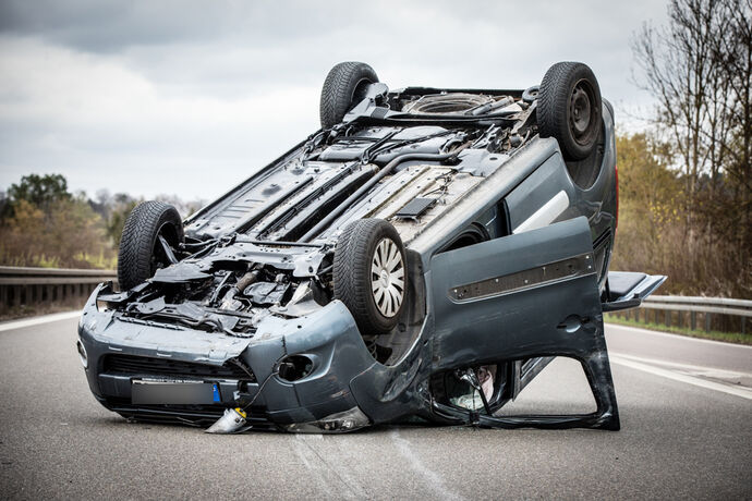 Unfall, B14 WN-Nord - Schwaikheim Höhe Parkplatz Korber Kopf, 07.04.2021.