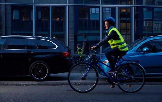 Fahrradfahrer_im_Dunkeln_0