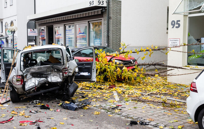 Unfall mit mehreren Beteiligten - Bild 22_5