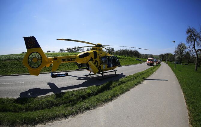 Erste Motive Radfahrer VU L1124_1