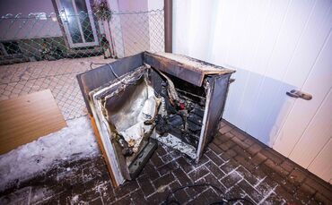 Mehrfamilienhaus wegen eines brennenden Kühlschranks geräumt_0