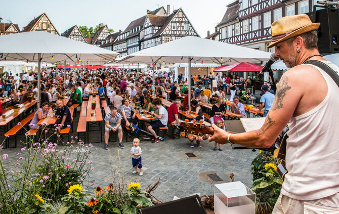 Weintage auf dem Marktplatz - Bild 02_2