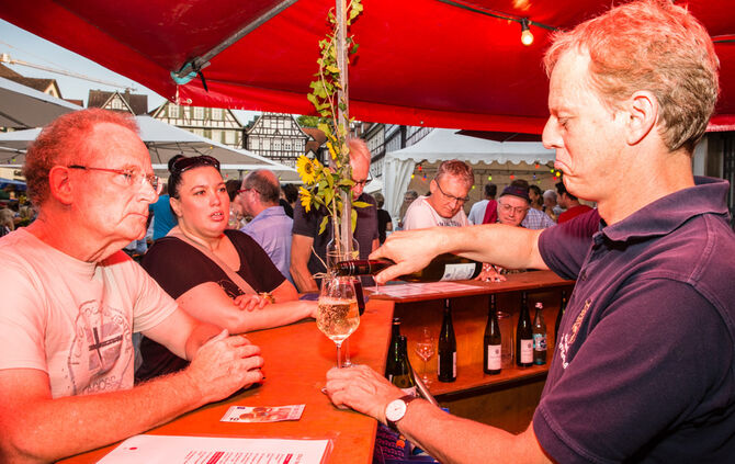 Weintage auf dem Marktplatz - Bild 17_16