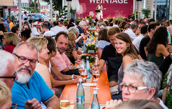 Weintage auf dem Marktplatz - Bild 25_24