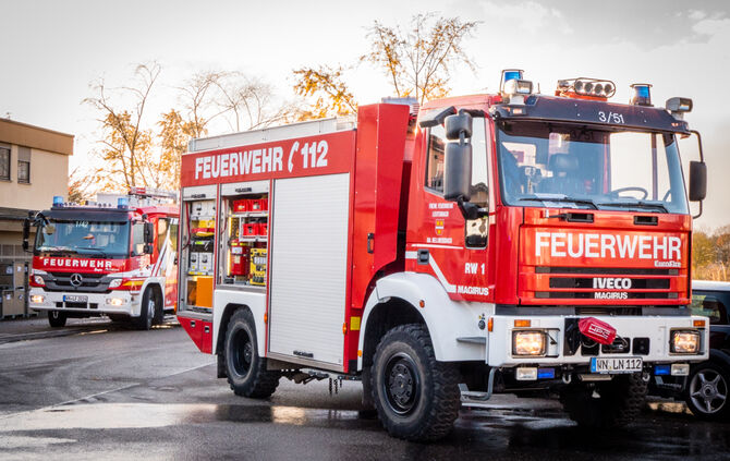 Verpuffung bei Metallschleiferei - Gebäude evakuiert - Bild 11_4