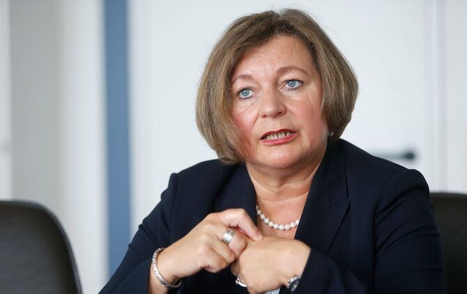 ea4e8790-993e-4f4c-8c26-fcbe593baec1.jpg_0