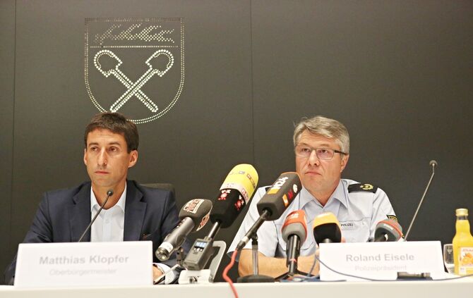 PK OB Matthias Klopfer und Polizeipräsident Roland Eisele_0