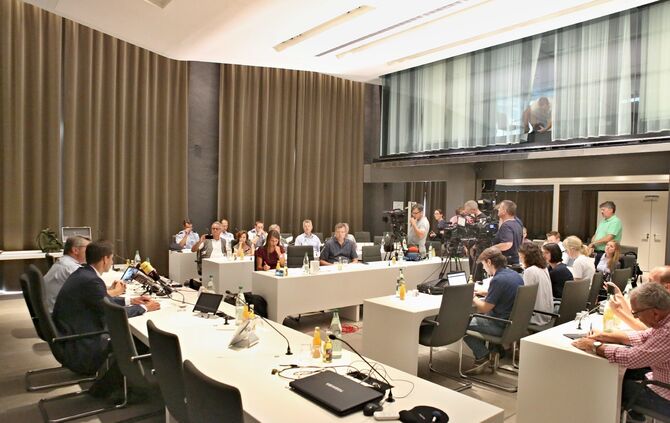 PK OB Matthias Klopfer und Polizeipräsident Roland Eisele_1