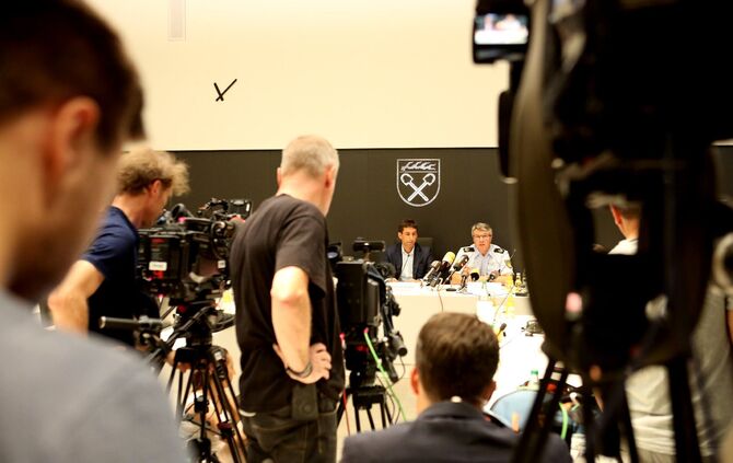 PK OB Matthias Klopfer und Polizeipräsident Roland Eisele