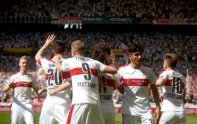 VfB Stuttgart - Karlsruher SC 2:0 (09.04.2017)_0