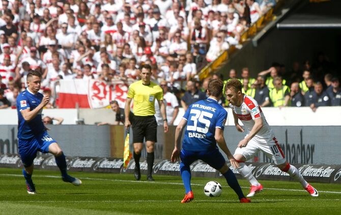 VfB Stuttgart - Karlsruher SC 2:0 (09.04.2017)_3
