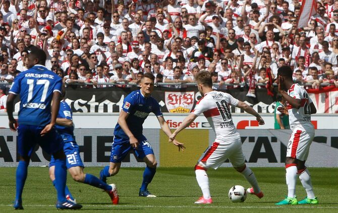 VfB Stuttgart - Karlsruher SC 2:0 (09.04.2017)_4