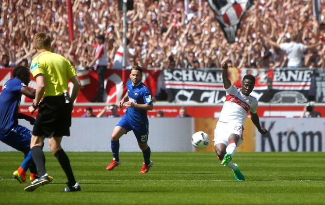 VfB Stuttgart - Karlsruher SC 2:0 (09.04.2017)_0