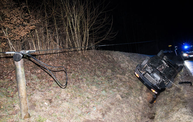 Glatteis - Auto auf Dach gelegt - Bild 07_5