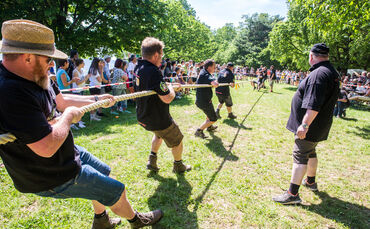 Bergfest mit Tauziehen - Bild 41_0