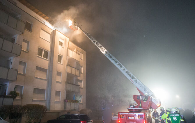 Brand in Mehrfamilenhaus - Bild 04_6